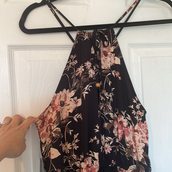 Lulu’s midnight blue floral print maxi dress - Picture 4 of 7